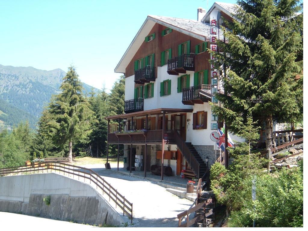 Albergo Pineta Gerola Alta Exterior foto